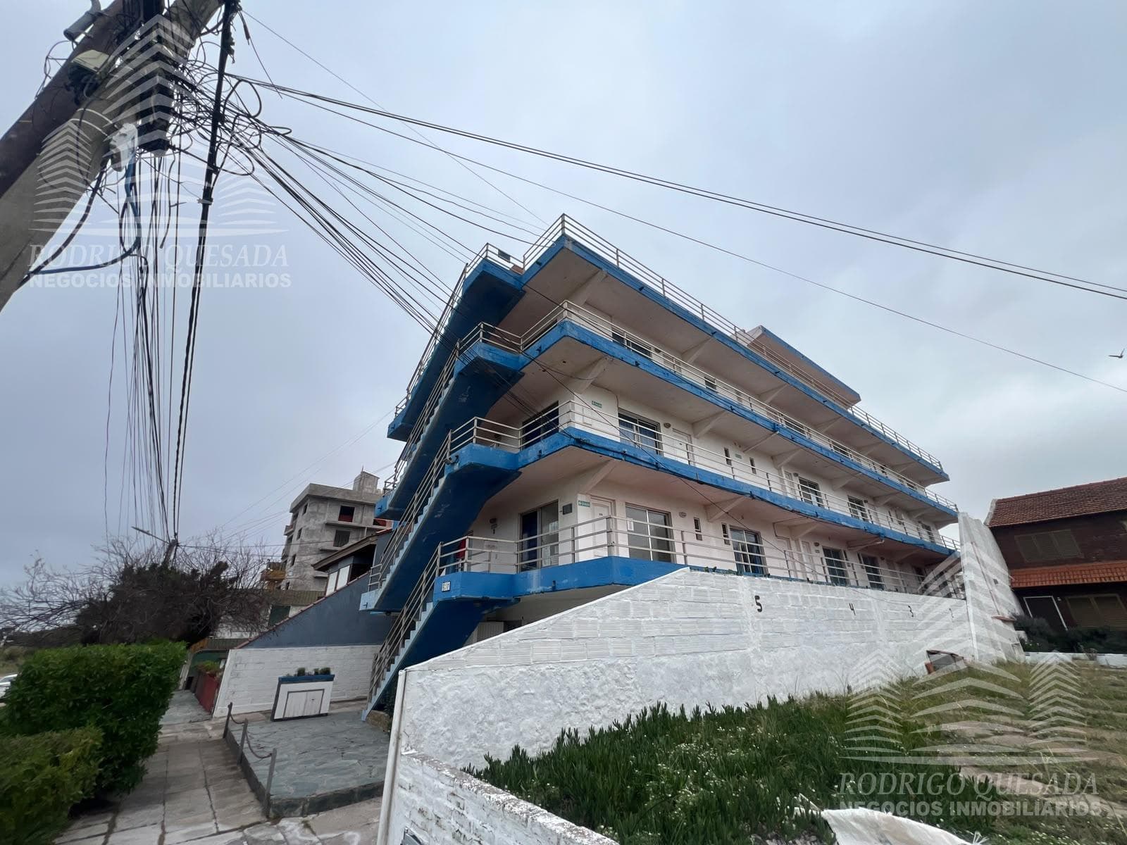Departamento en venta c/ cochera en Costa Azul Av. Costanera 4347