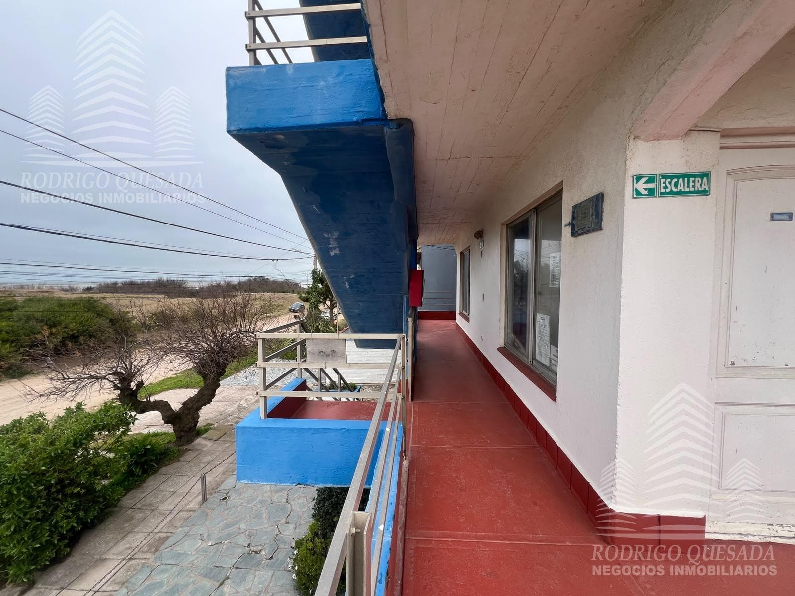 Apartment for sale with garage in Costa Azul, 4347 Costanera Ave.