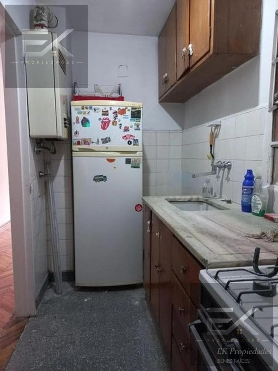 Apartment: 3-room apartment on Av. Corrientes in the 2200s, Once / Balvanera