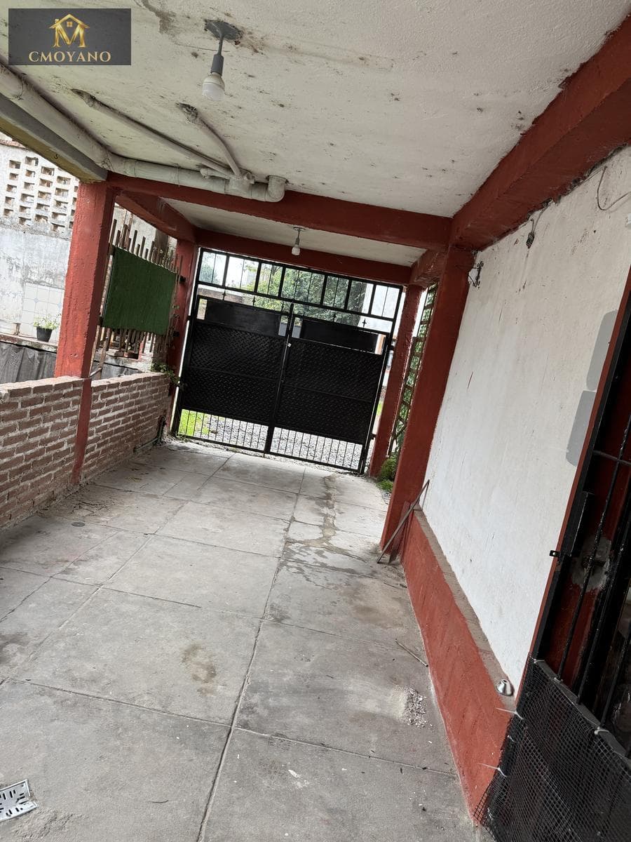 House in Yerba Buena