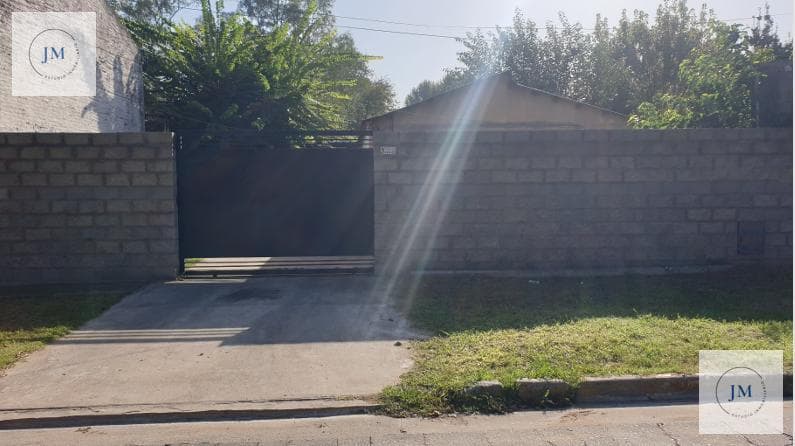 Land in Villa Gobernador Udaondo