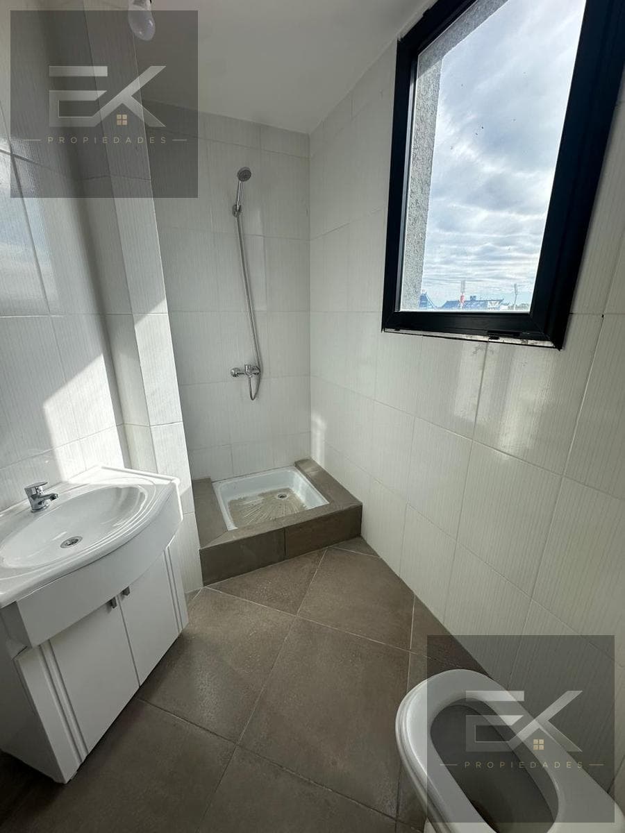 2-room duplex apartment FOR SALE, facing the street with a balcony/terrace—5 A—6300 Yerbal Street—Linierso