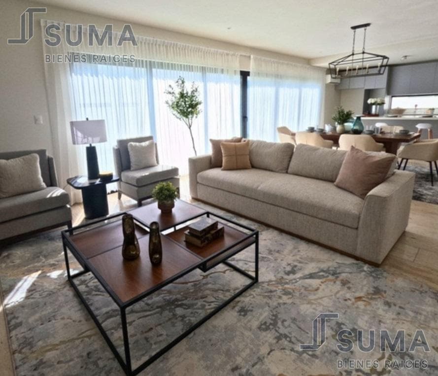 °House with a Patio for Sale in Col. Loma Bonita, Tampico, Tamaulipas