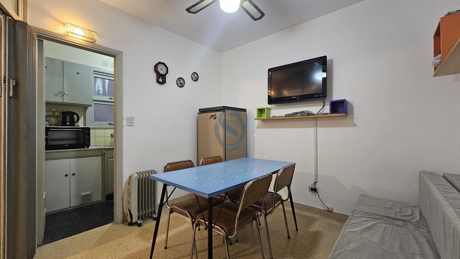 For Sale - One-room apartment facing Plaza Colón - 1930 Colón Ave.
