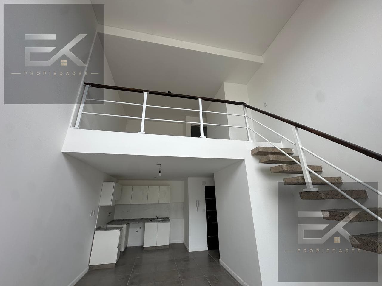 2-room duplex apartment FOR SALE, facing the street with a balcony/terrace—5 B—6300 Yerbal Street—Liniers