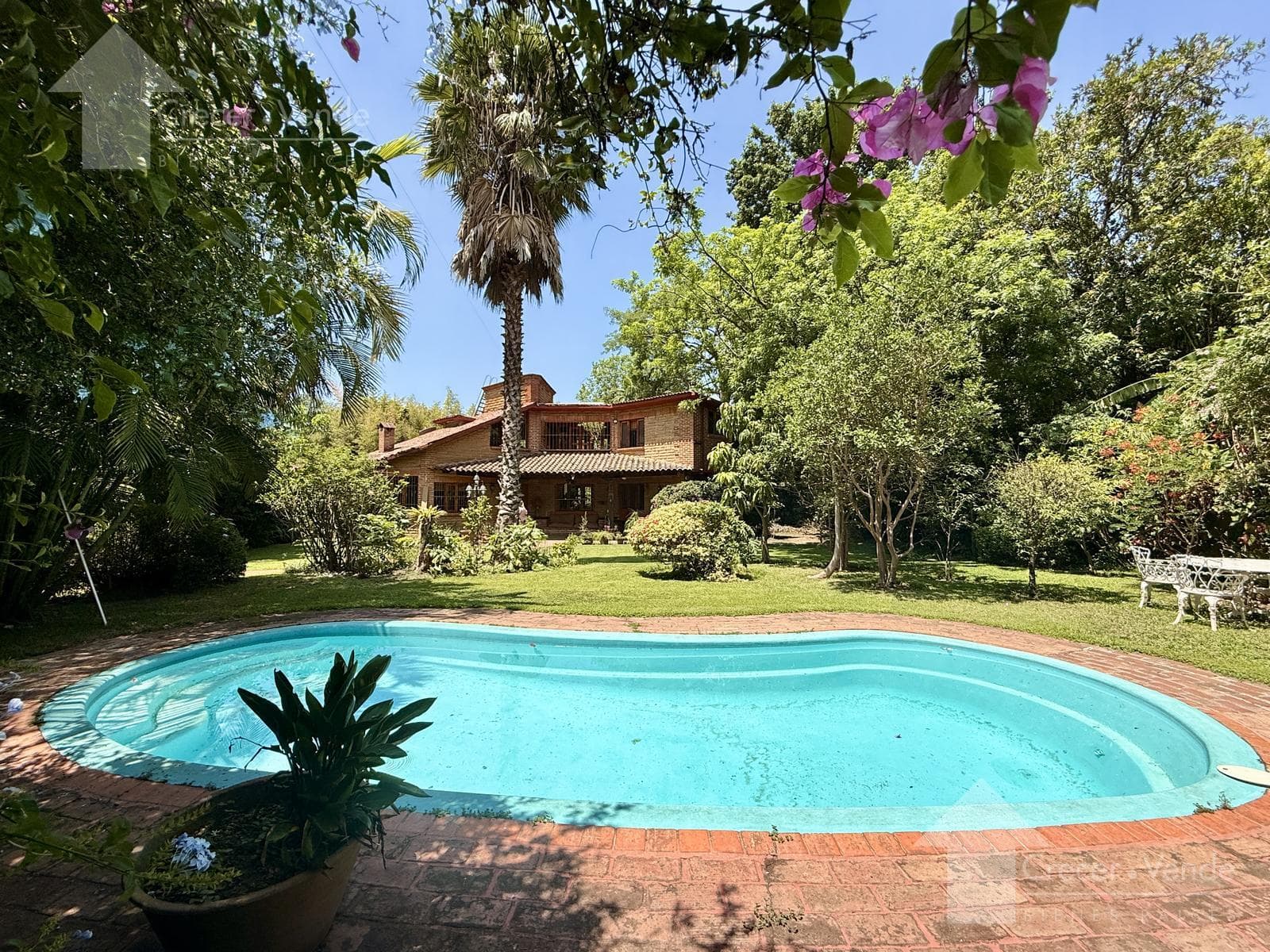 House for Rent with a Garden and Pool in Valle de Atongo, Tepoztlán