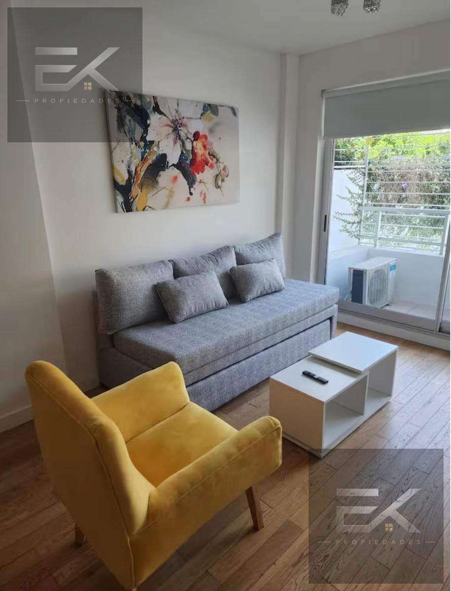 2-room apartment, furnished and fully equipped! 800 Lavalleja St., with a wrap-around balcony, in Villa Crespo