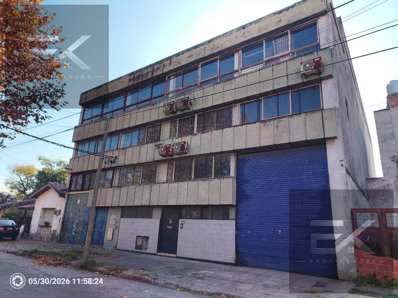 4,500 m² FULLY EQUIPPED industrial building for rent in MONTE CASTRO