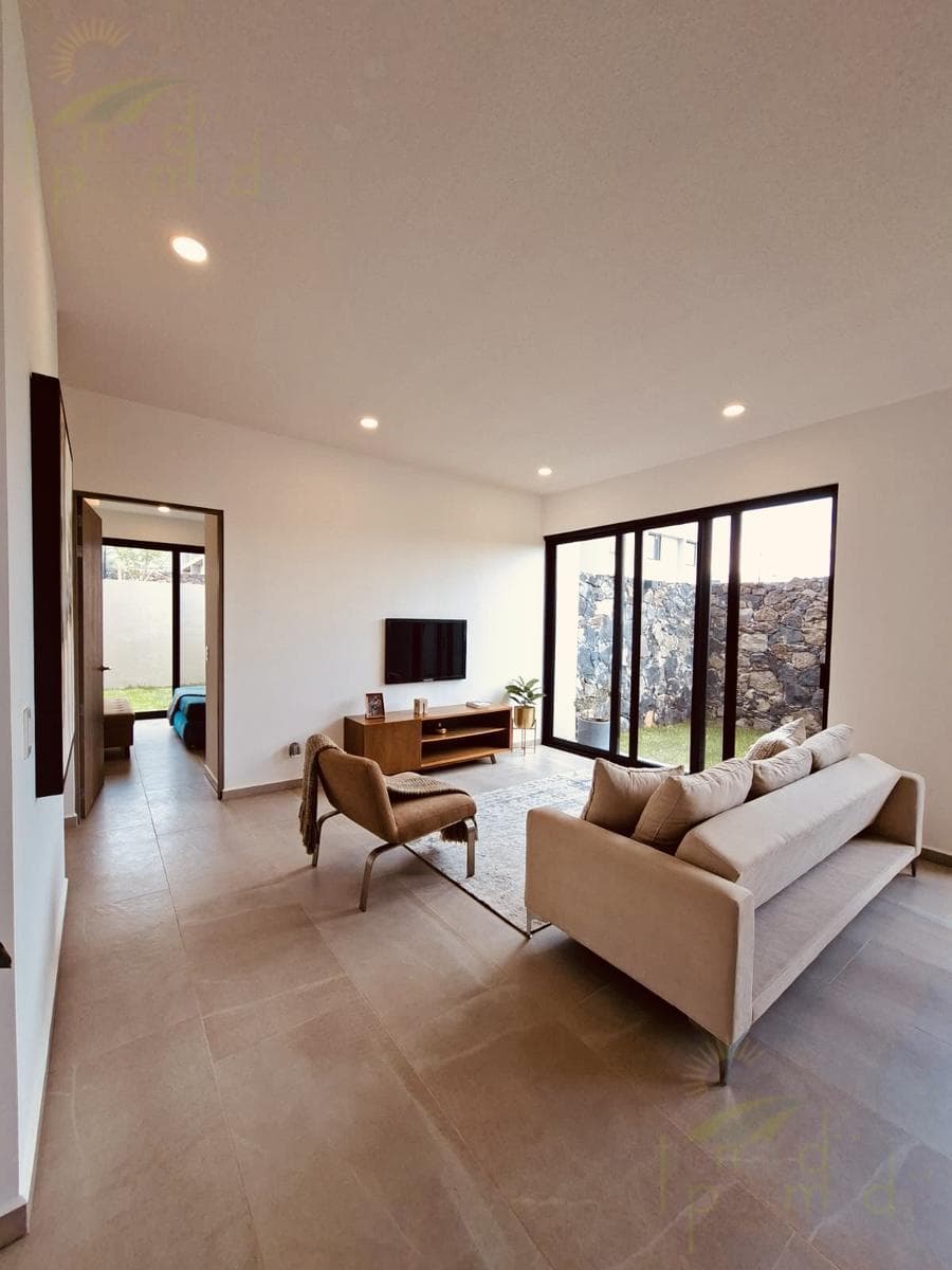 Ground-Floor Apartment with Yard and Option for 4 Bedrooms in Zaru, Querétaro