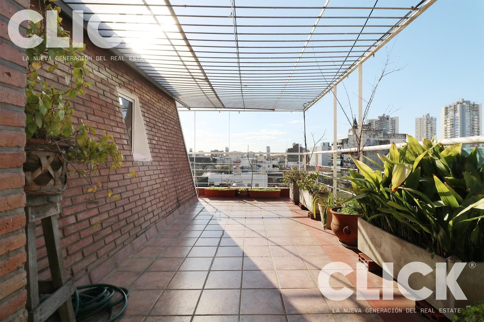 For Sale—3-Room Duplex Apartment—Villa Crespo—Financing Available