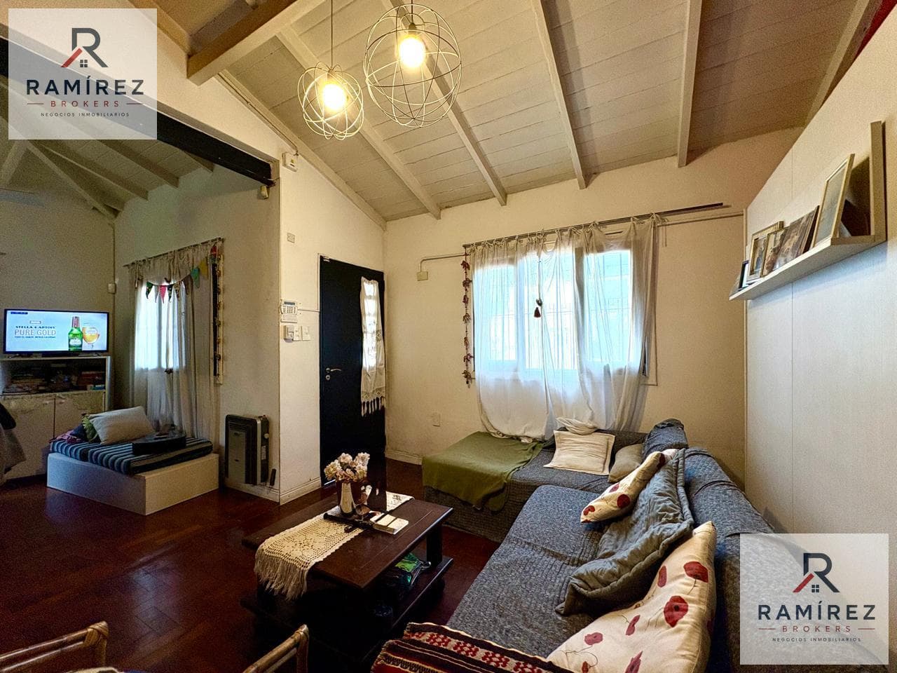 For Sale - House - Muñiz