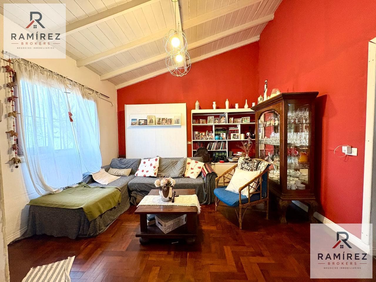 For Sale - House - Muñiz
