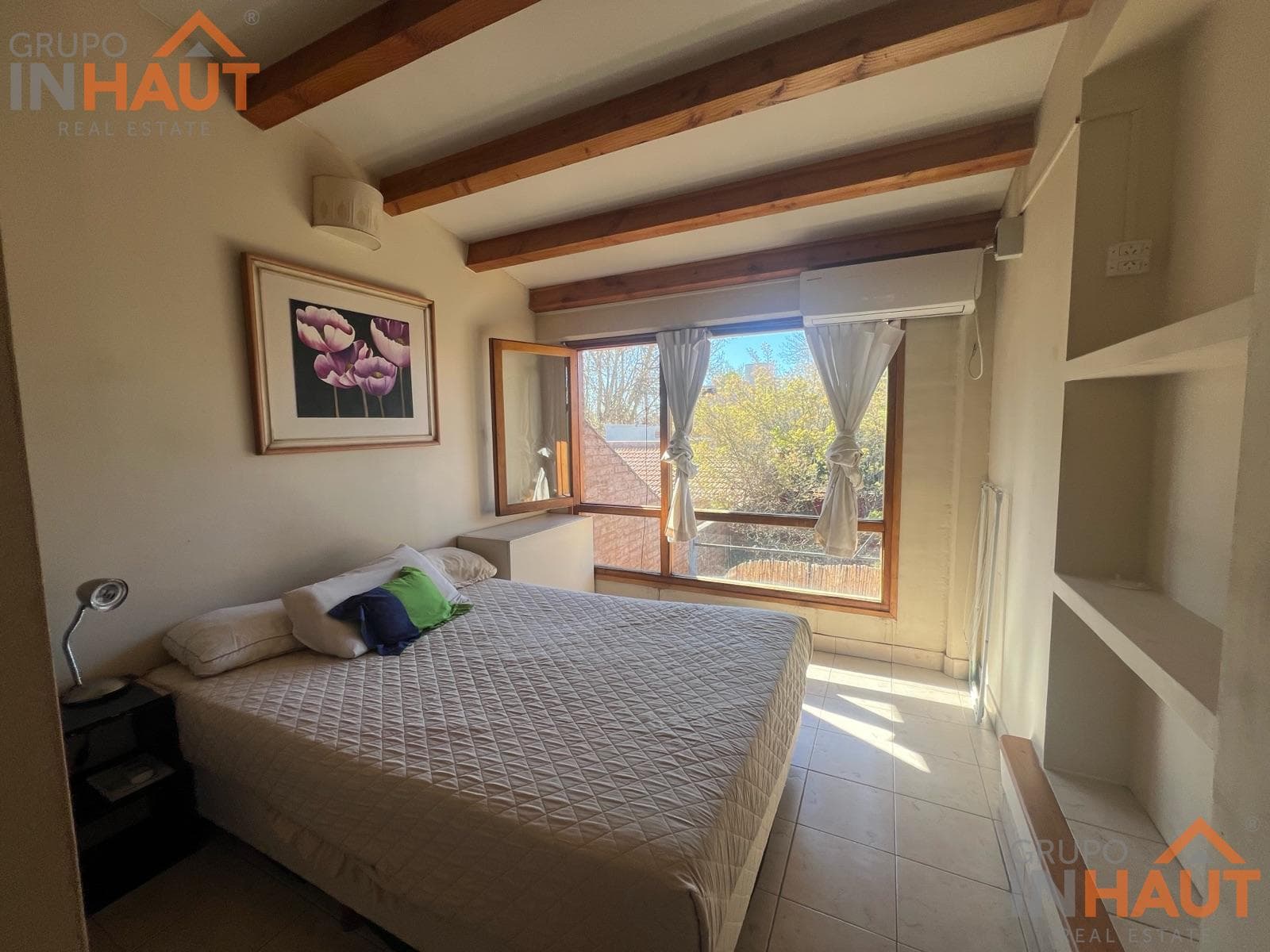 Furnished Apartment in the Manzanar Neighborhood
