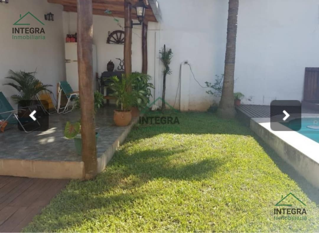 House, Office, and Pool for Sale in Posadas