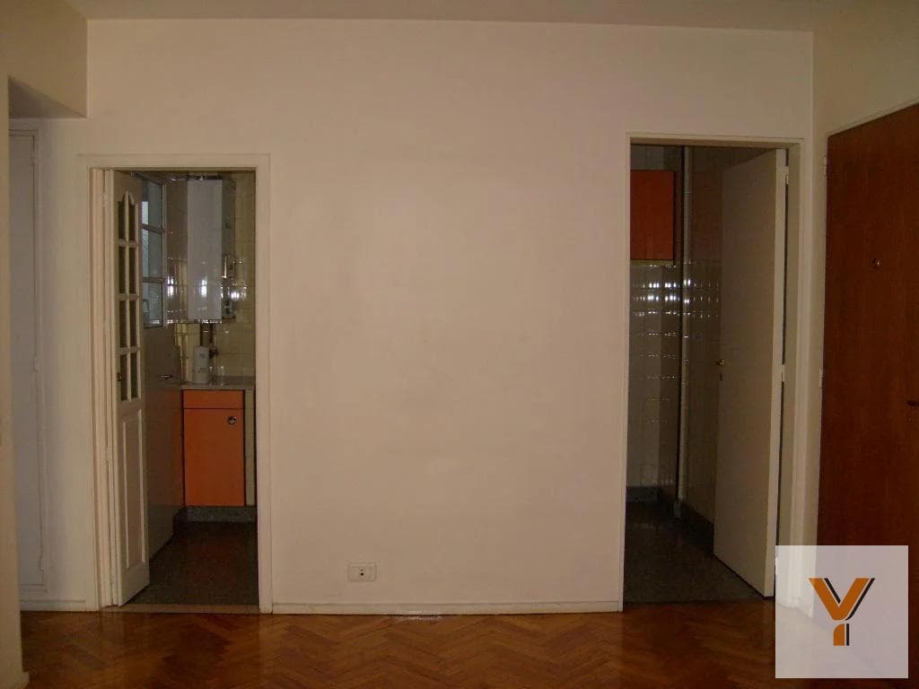 Apartment for Sale - 1 Bedroom, 1 Bathroom - 40m - Flores