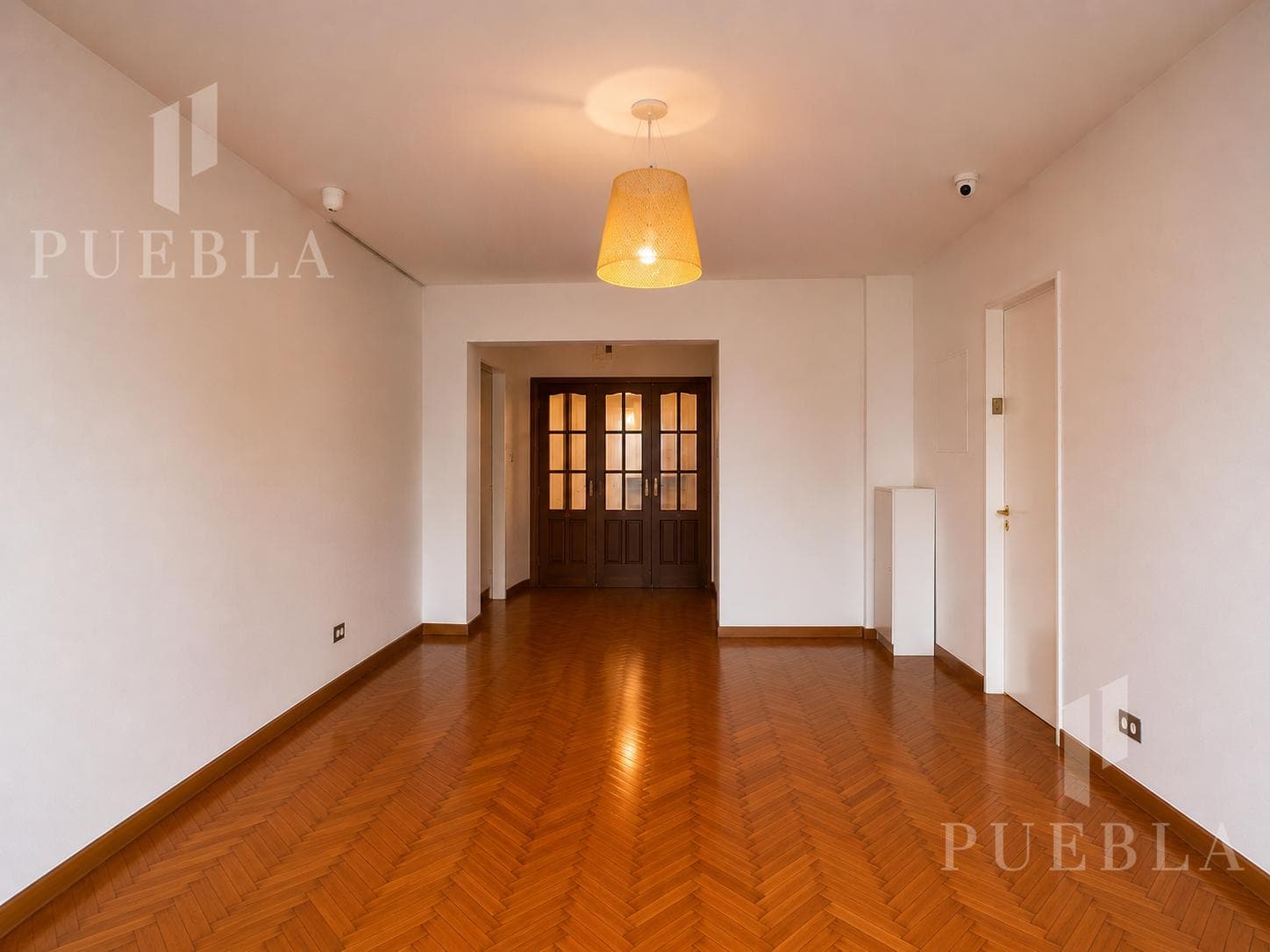 3-ROOM APARTMENT PLUS UTILITY ROOM FOR SALE IN AVELLANEDA WITH OPTIONAL GARAGE; QUALIFIES FOR A LOAN