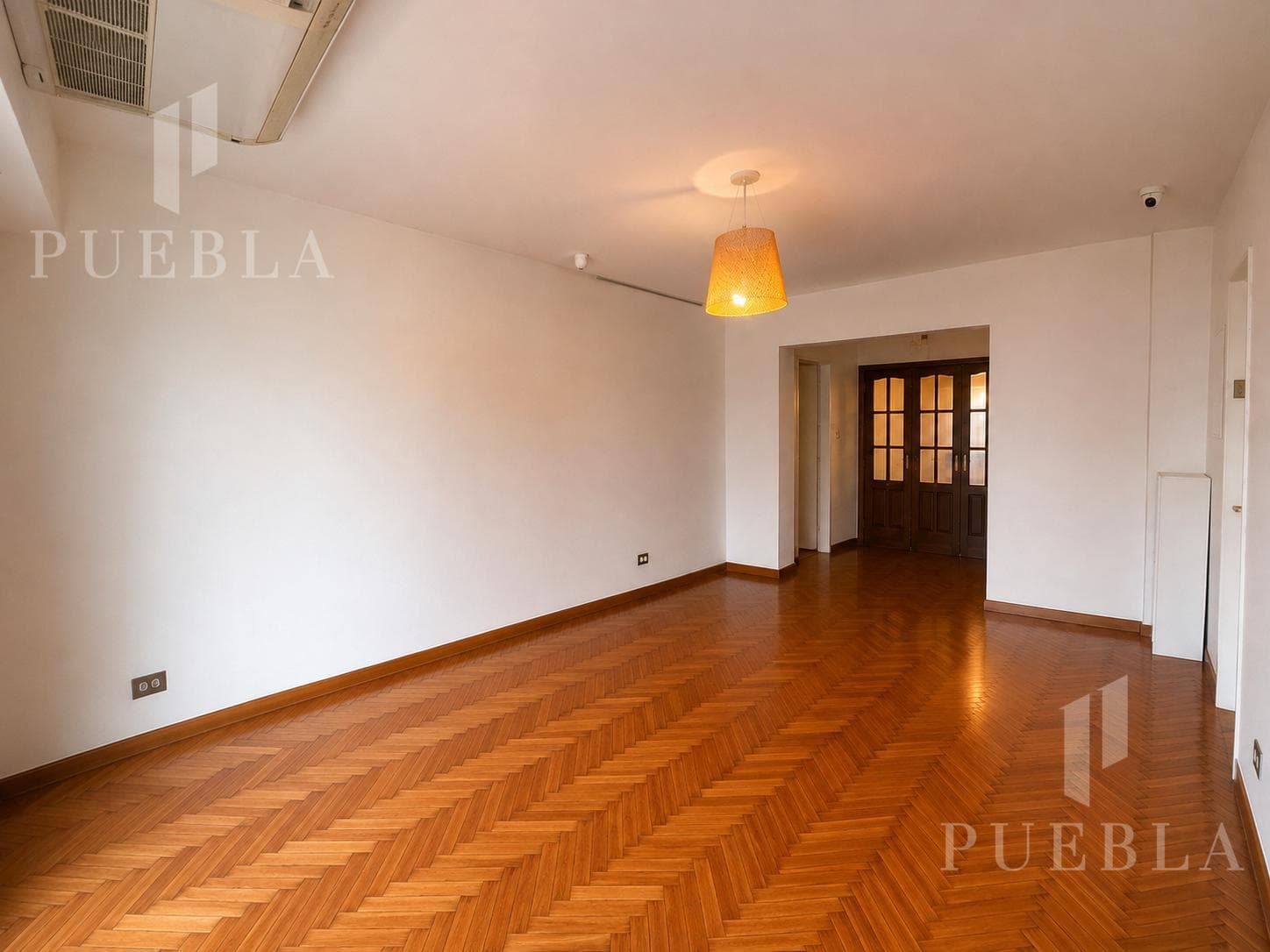 Venta Semipiso de 3 Ambientes Mas Dependencia en Avellaneda con Cochera Opcional Apto Credito