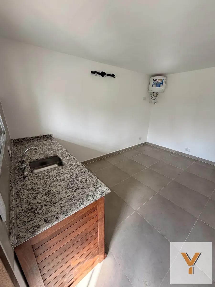 Apartment for Rent - 1 Bedroom, 1 Bathroom - 35 m² - Escobar