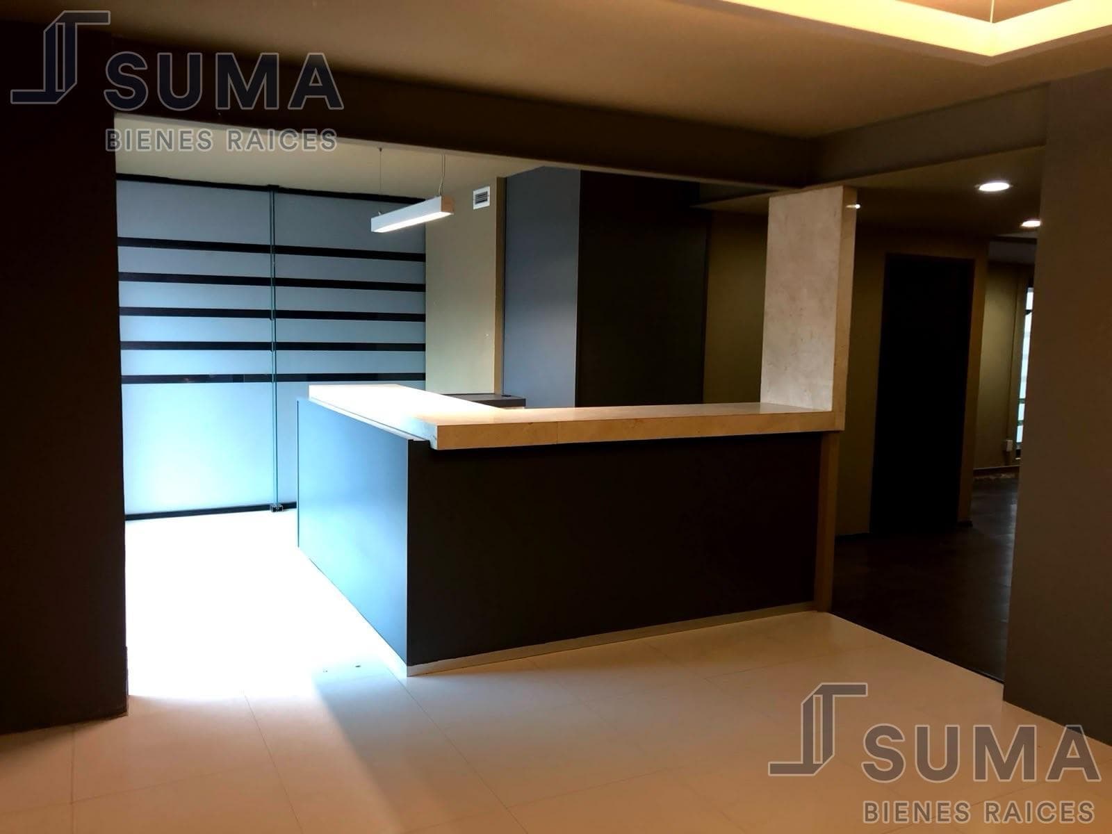 OFFICE FOR RENT ON THE GROUND FLOOR IN THE LOMAS DE ROSALES NEIGHBORHOOD, TAMPICO, TAMAULIPAS.