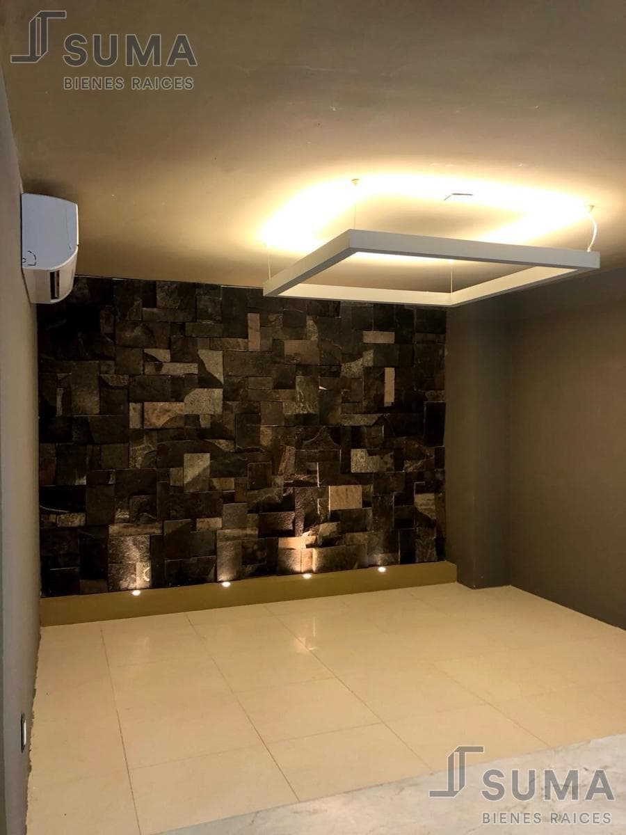 OFFICE FOR RENT ON THE GROUND FLOOR IN THE LOMAS DE ROSALES NEIGHBORHOOD, TAMPICO, TAMAULIPAS.
