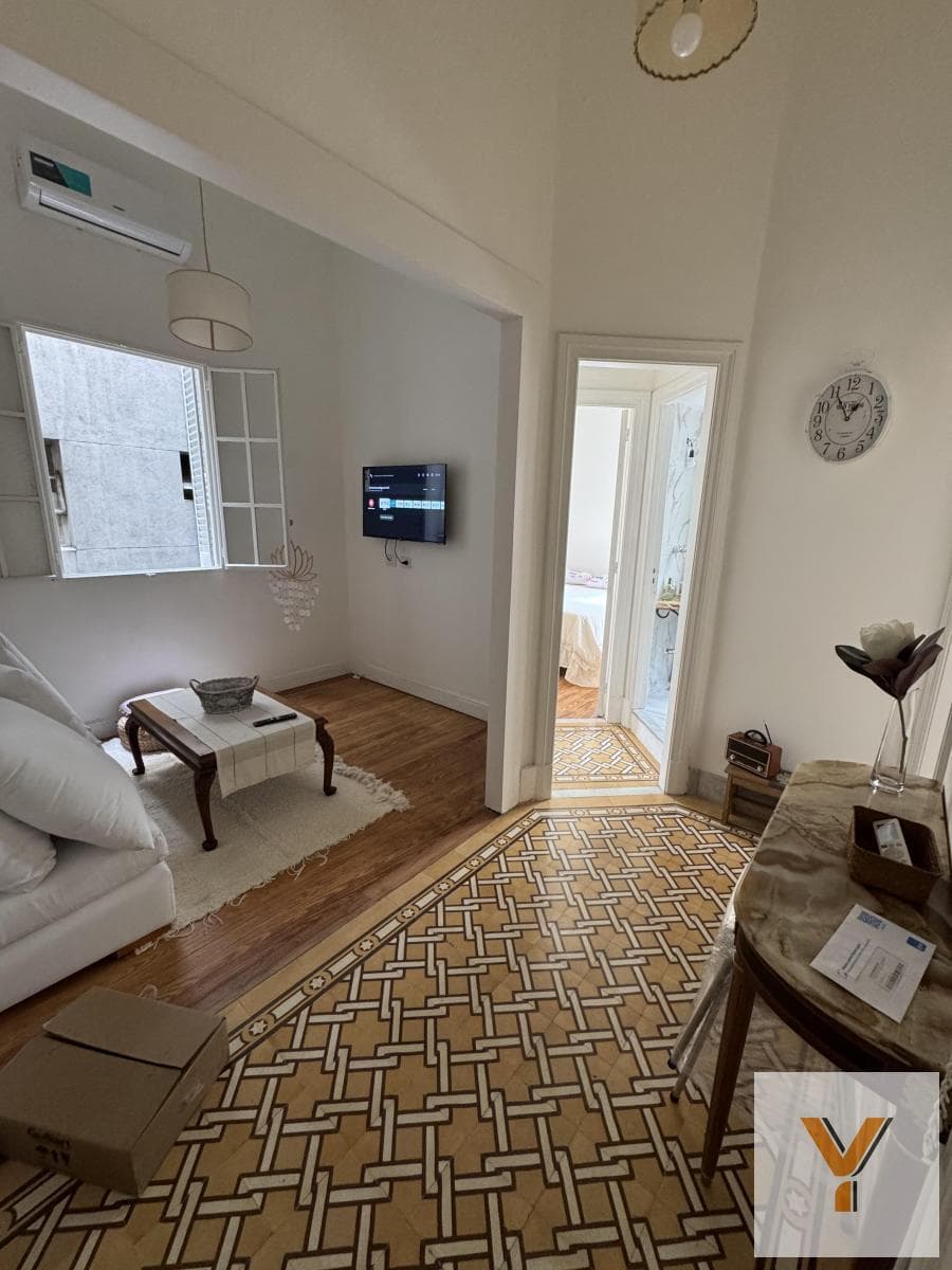 Apartment for Sale - 1 Bedroom, 1 Bathroom - 32 m² - Monserrat