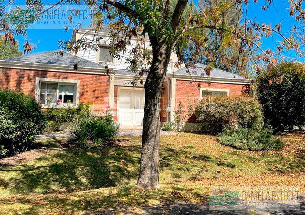 Los Jazmines: Furnished Homes for Rent
