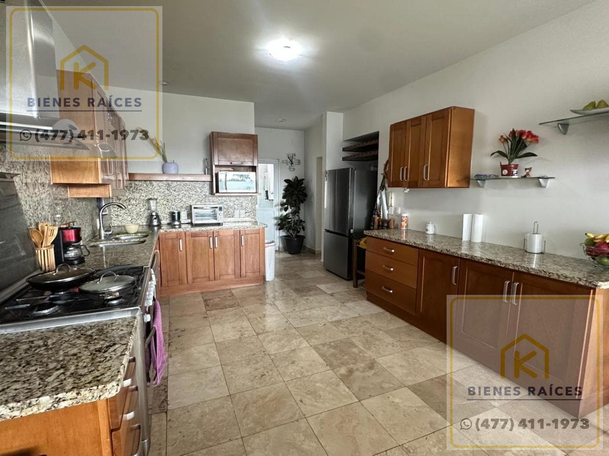 House in Jardines del Campestre