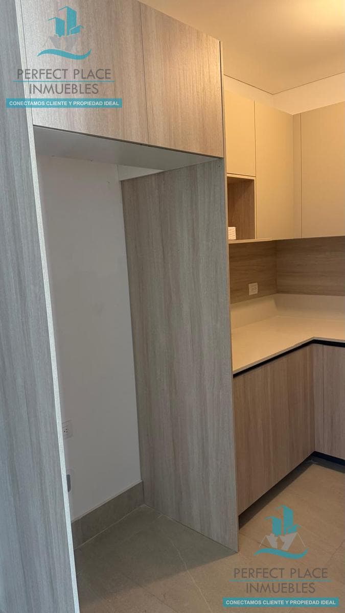 APARTMENT IN TORRE BOREAL, NEAR VALLE ORIENTE