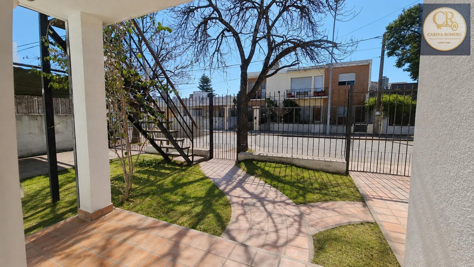 HOUSE + APARTMENT FOR SALE - CRISOL NEIGHBORHOOD, SOUTH - CORDOBA