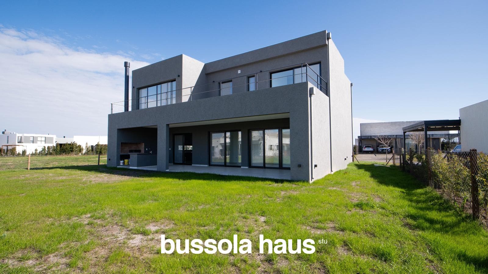 Casa en venta de 7 ambientes con amplios espacios en Riberas Puertos Escobar