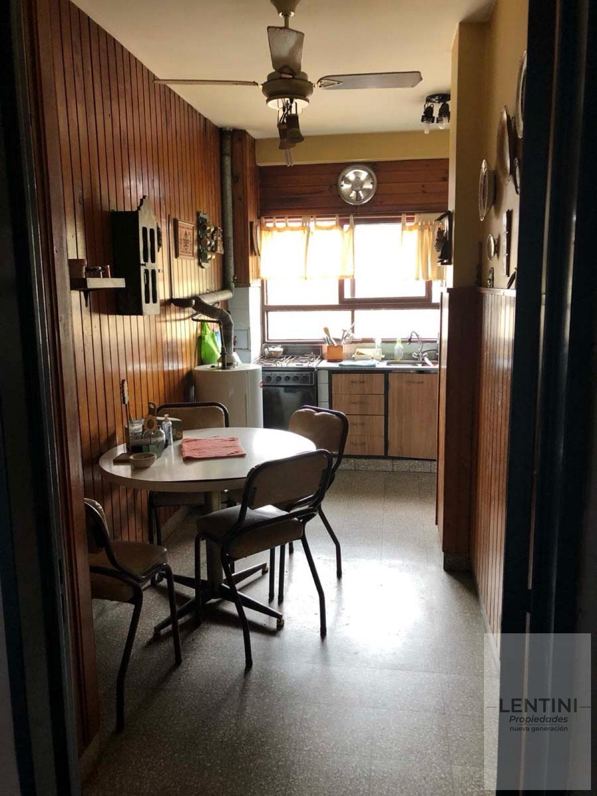 4-room apartment for sale, with a front balcony and a garden in UC