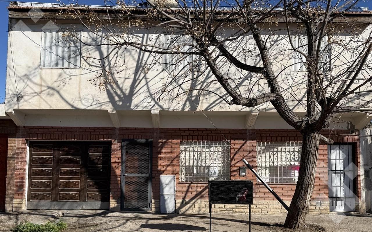 3-BEDROOM HOUSE FOR SALE. 3-BEDROOM APARTMENT, BOUQUET RODÁN NEIGHBORHOOD, NEUQUÉN CITY