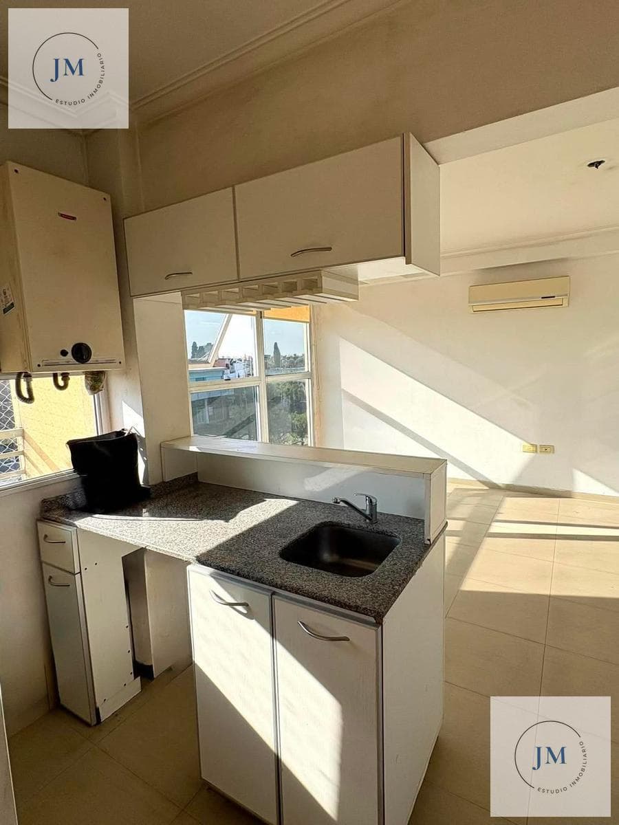 Super bright apartment in Haedo