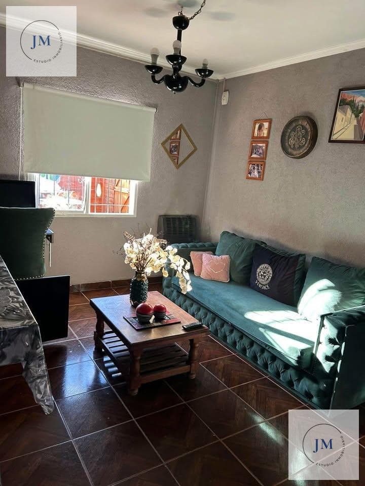 House for sale in Rodriguez, Bicentenario neighborhood, with a pool