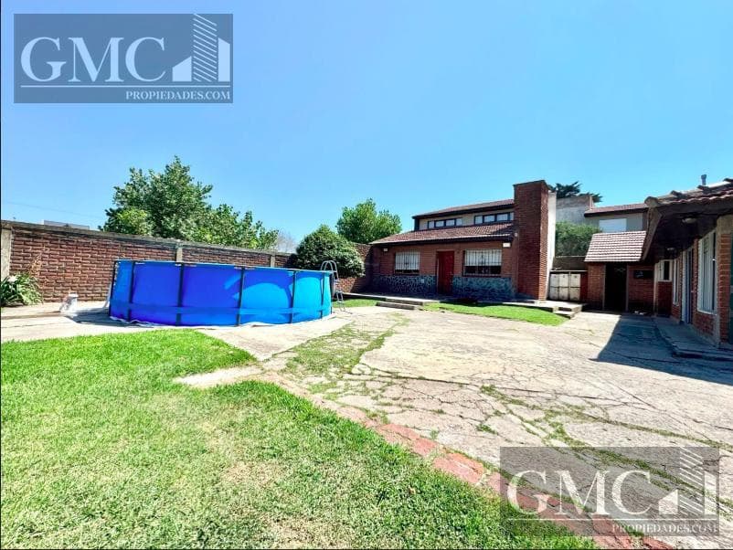 HOUSE FOR SALE IN PARQUE CAMET