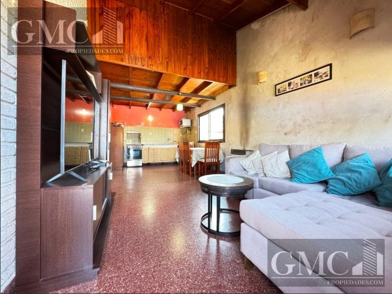 HOUSE FOR SALE IN PARQUE CAMET