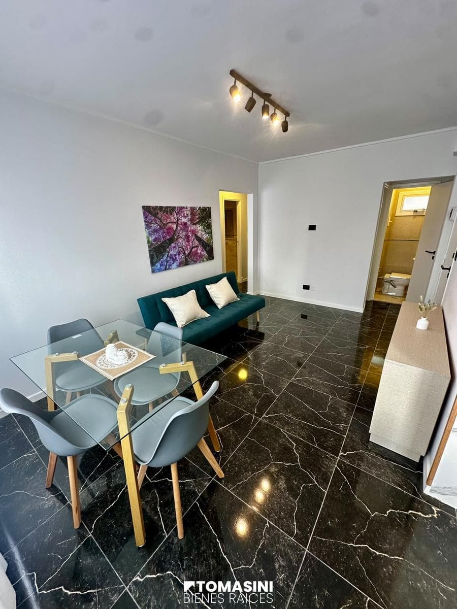 3-bedroom apartment with a utility room and a balcony