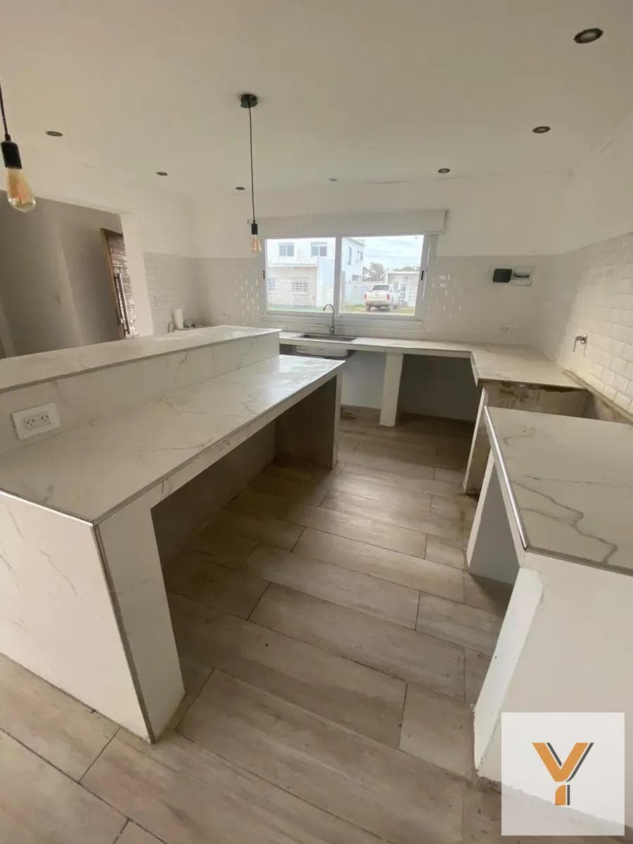 House for Sale - 3 Bedrooms, 2 Bathrooms - 520m - Santa Clara Del Mar