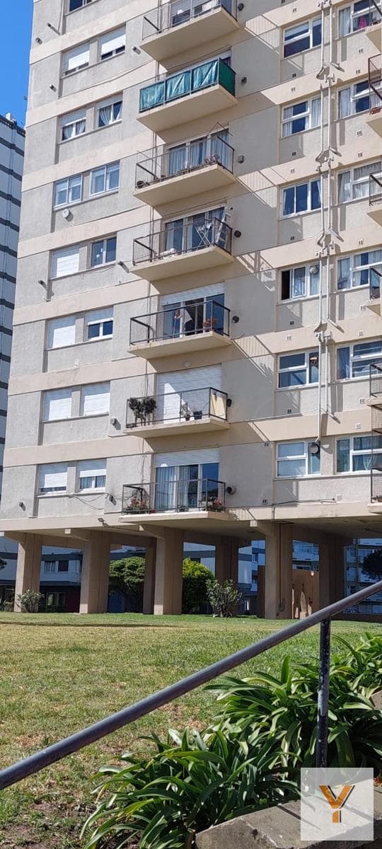 Apartment for Sale - 3 Bedrooms, 2 Bathrooms - 86 m - General Pueyrredon