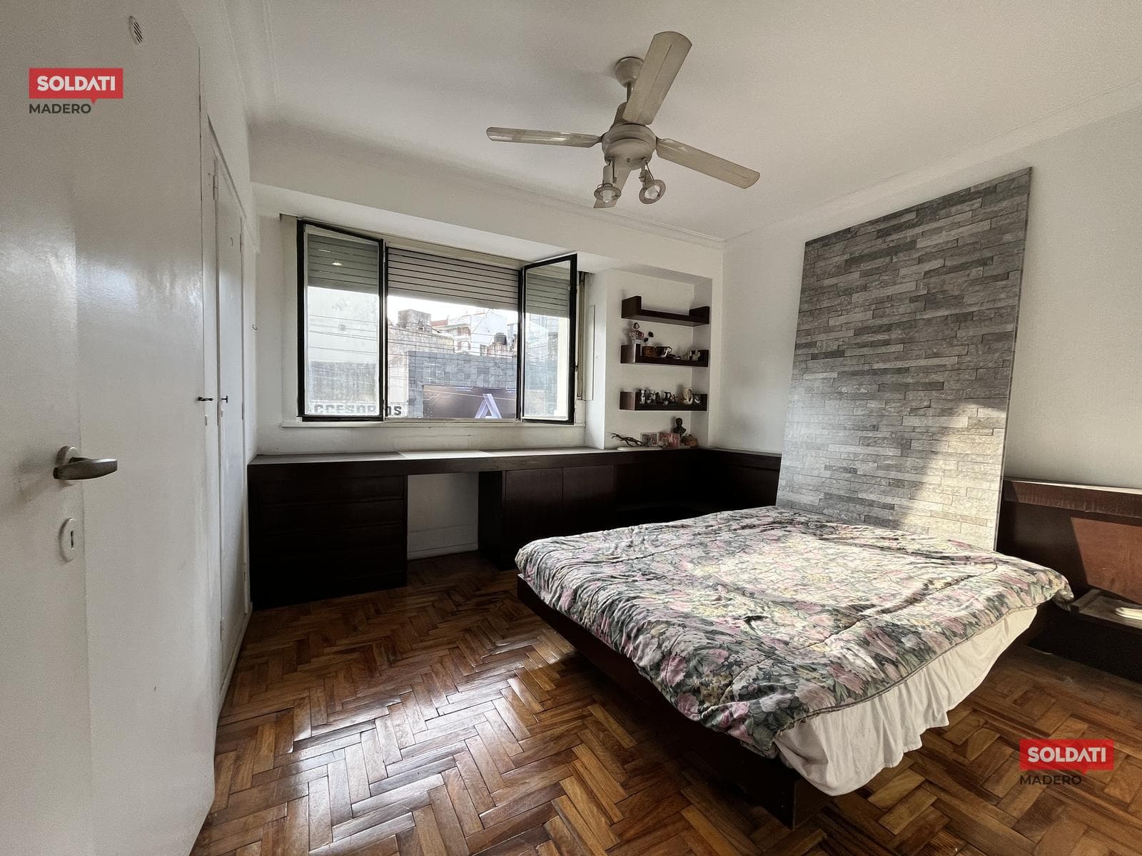 5-room apartment for sale in Villa Crespo with a balcony and patio