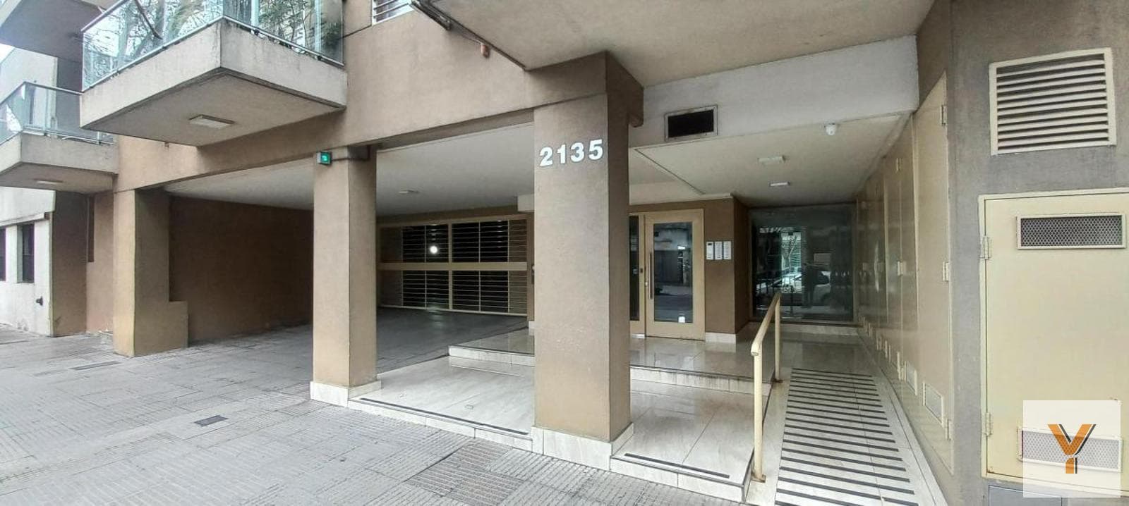Garage for Sale - - 12.5 meters - Monte Castro