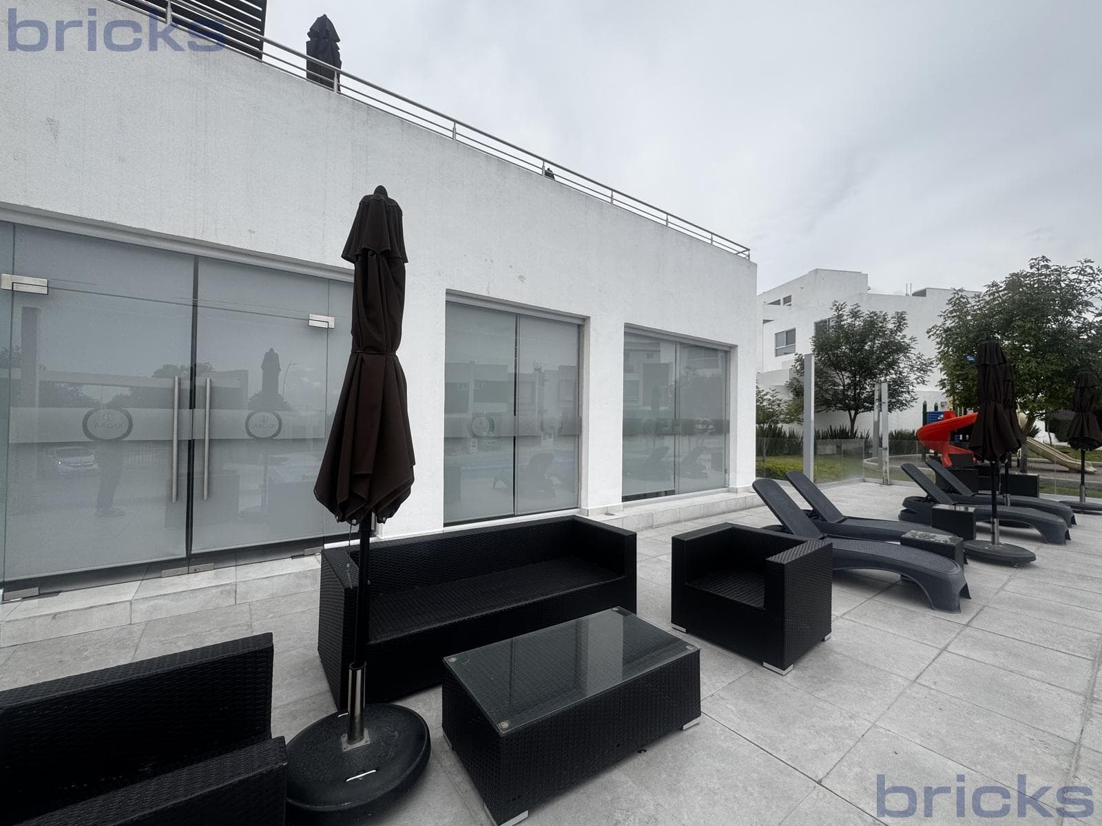 House for Rent: 3 Bedrooms, Studio on the Ground Floor, Furnished, Zakia
