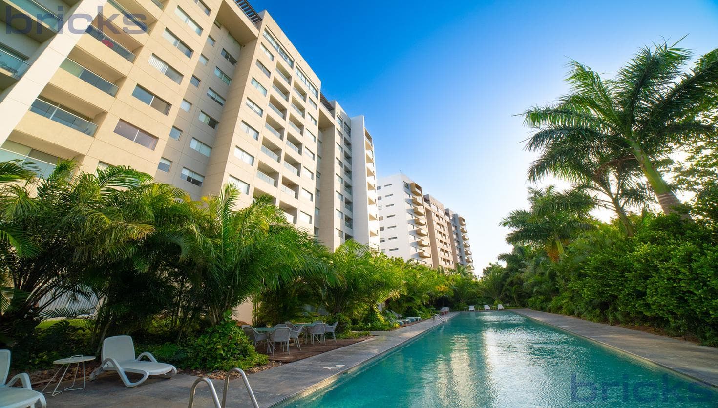 Furnished Apartment for Sale on Vía Montejo in Mérida | Ideal for Living or Investing