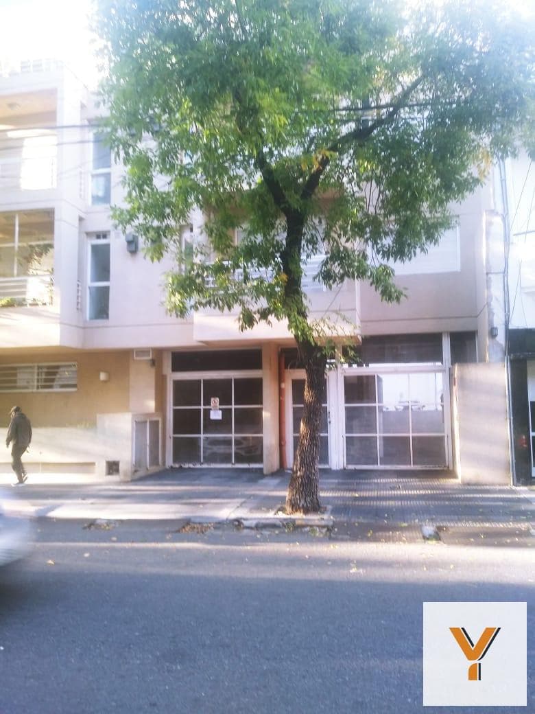 Garage for Sale - - 15 meters - Boedo