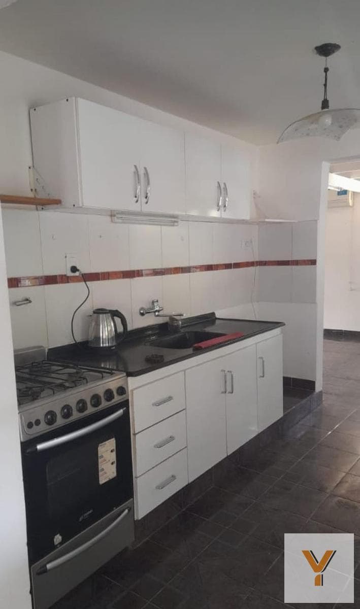 Country House for Sale - 3 Bedrooms, 2 Bathrooms - 800 m - Rawson