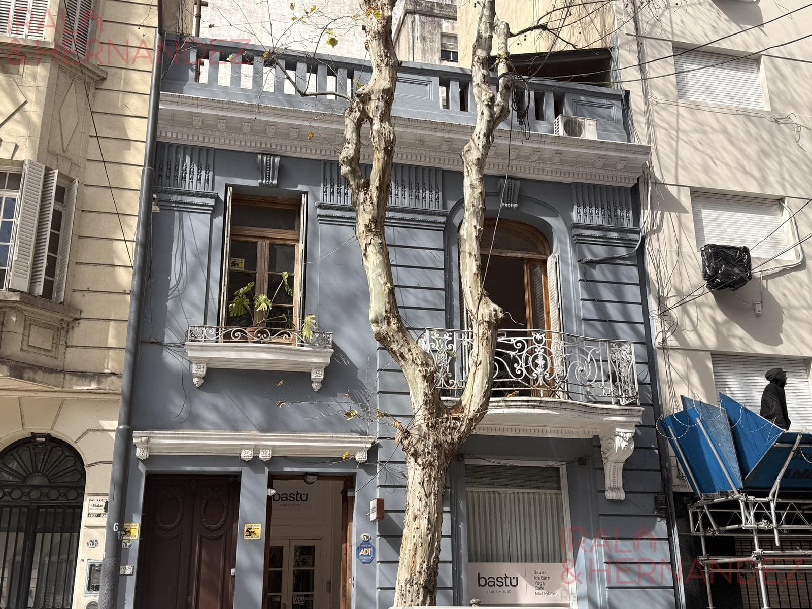 6-Room Penthouse for Rent with Private Terrace - Recoleta