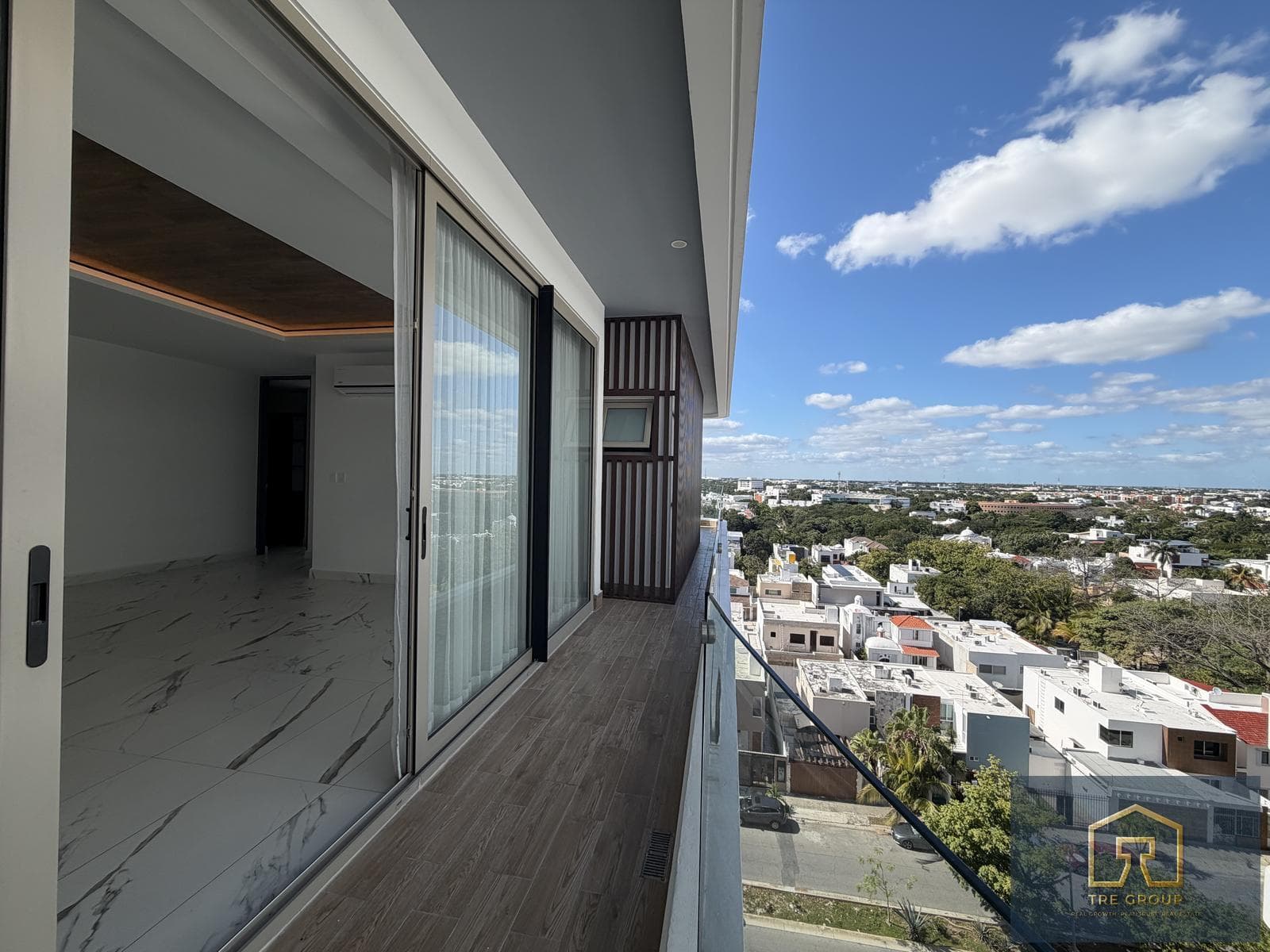 ICONO TOWERS APARTMENT FOR SALE, UNFURNISHED