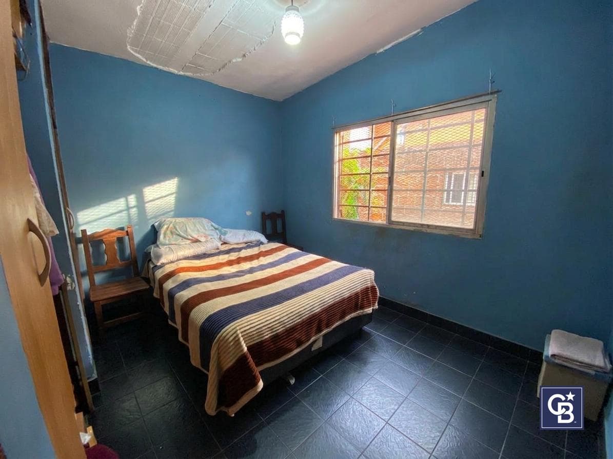 House for Sale in Garin: 3 Rooms