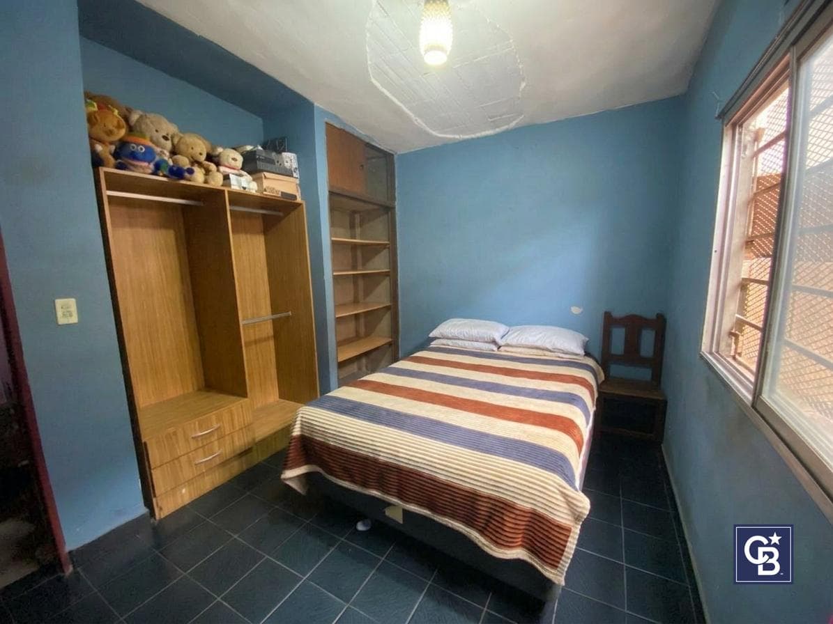 House for Sale in Garin: 3 Rooms