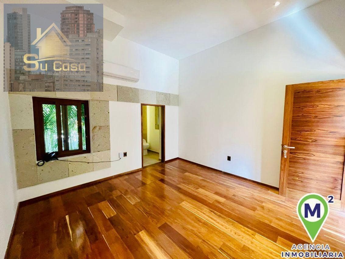 Store/Office in Vista Hermosa